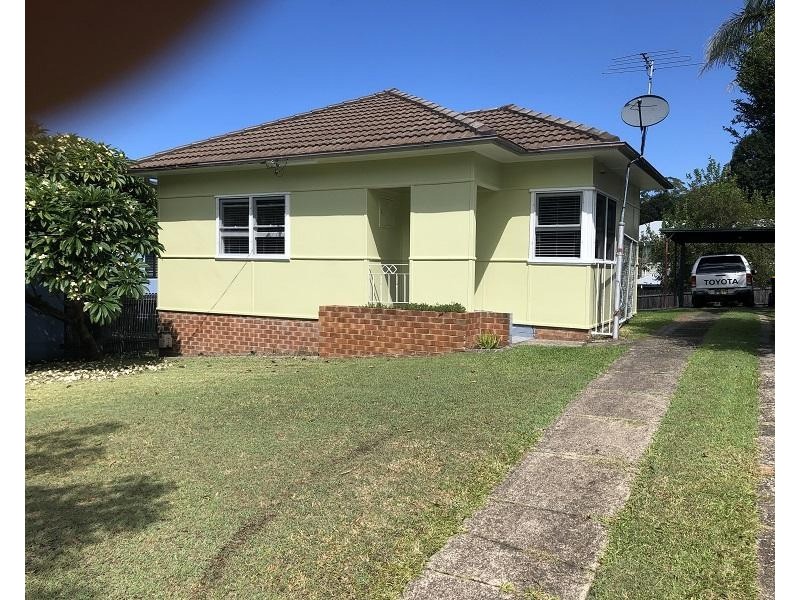 15 Bassett Street, Fairy Meadow NSW 2519
