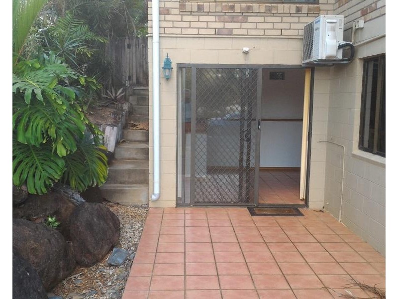 181 Harvey Road, Redlynch QLD 4870