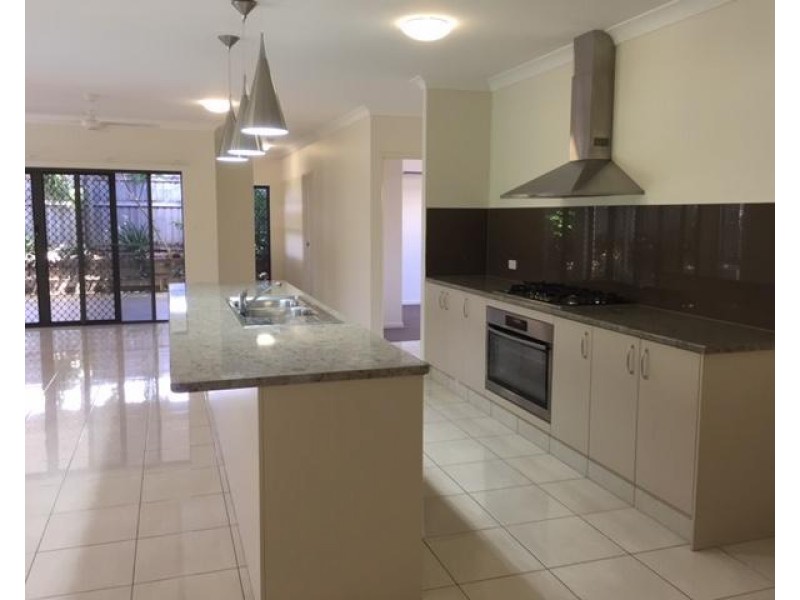 44 Flagstone Terrace, Smithfield QLD 4878