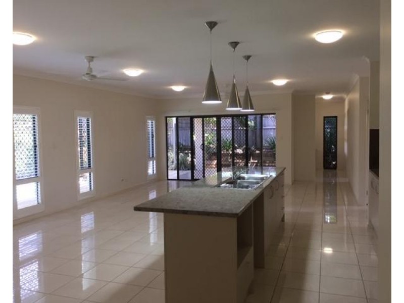 44 Flagstone Terrace, Smithfield QLD 4878