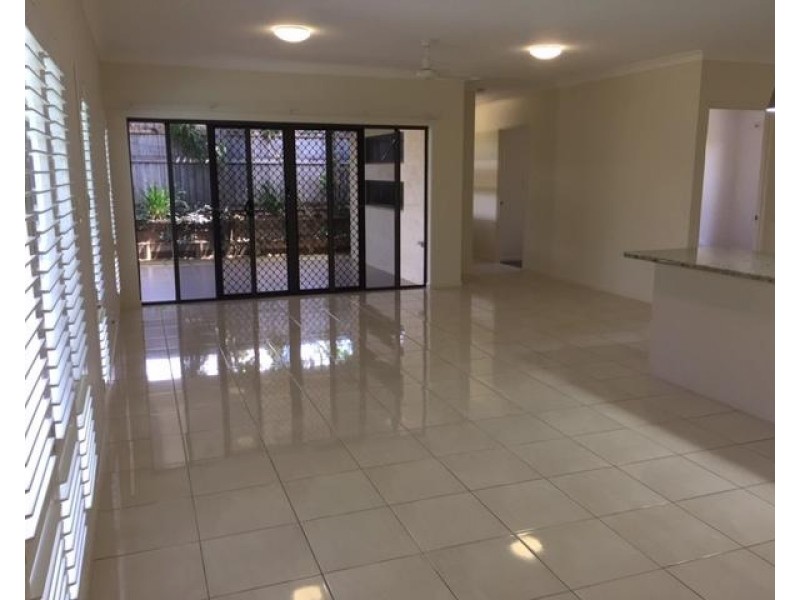 44 Flagstone Terrace, Smithfield QLD 4878