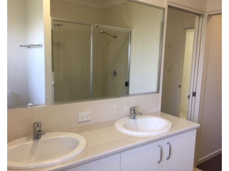 44 Flagstone Terrace, Smithfield QLD 4878