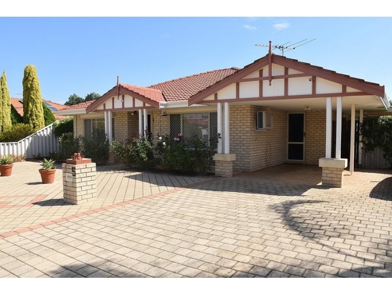 5 Bougainvillea Court, Marangaroo WA 6064