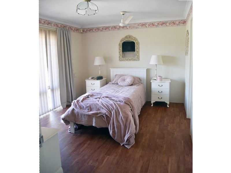 5 Bougainvillea Court, Marangaroo WA 6064