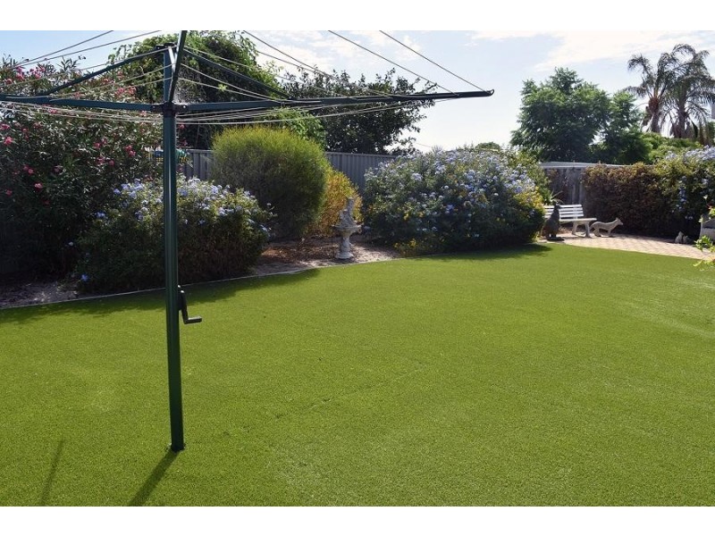 5 Bougainvillea Court, Marangaroo WA 6064