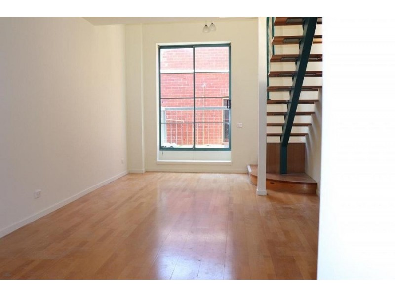 2/145-147 Ormond Road, Elwood VIC 3184