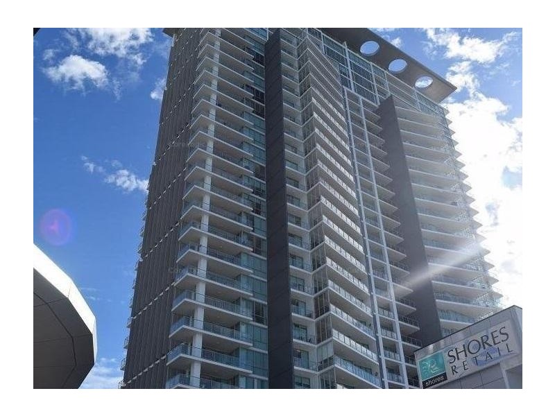 1 Como Crescent, Southport QLD 4215