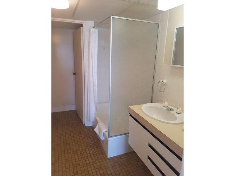 26 The Esplanade, Surfers Paradise QLD 4217