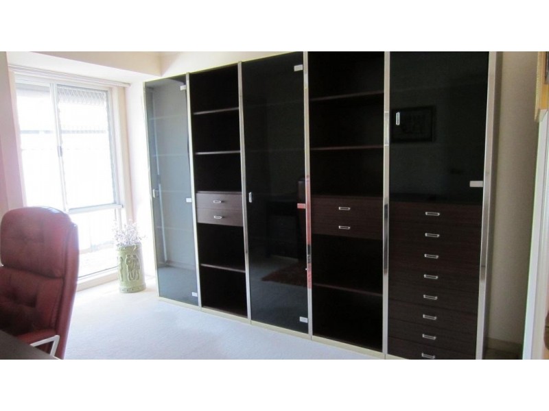 6 Montrose Court, Benowa Waters QLD 4217