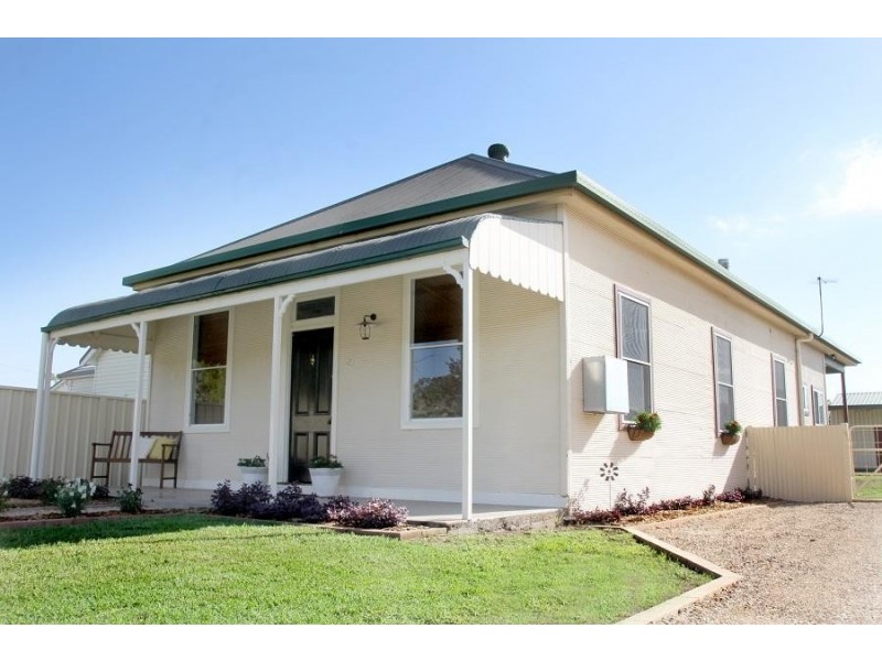 39 McAdam Street, Aberdeen NSW 2336