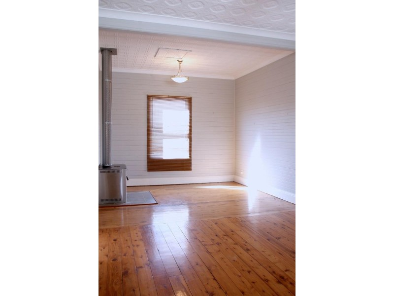 39 McAdam Street, Aberdeen NSW 2336