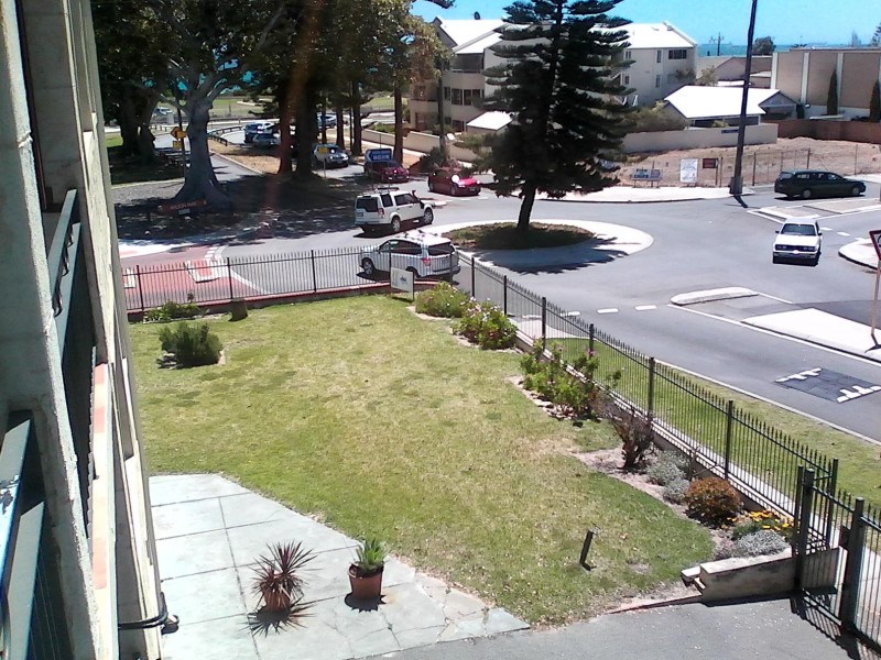 1 Douro Road, South Fremantle WA 6162