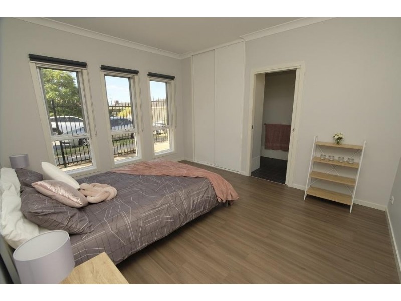 7 Royal Terrace, Royal Park SA 5014