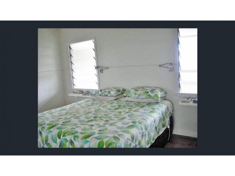 27 Loder Street, Atherton QLD 4883