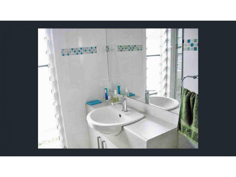 27 Loder Street, Atherton QLD 4883