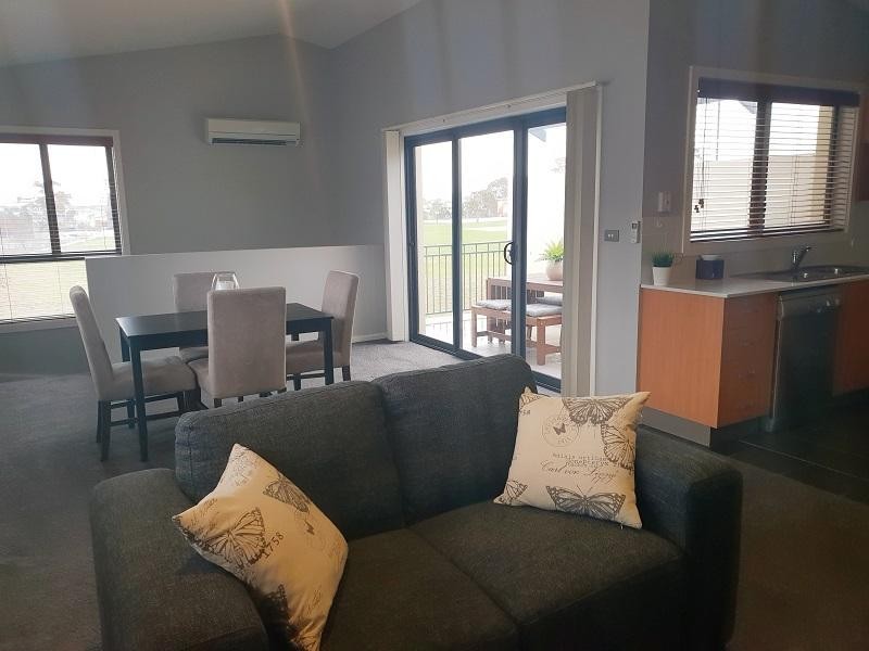 111 Katoomba Street, Harrison ACT 2914