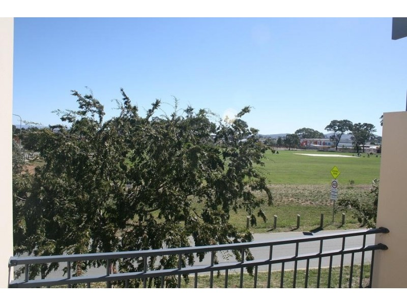 111 Katoomba Street, Harrison ACT 2914