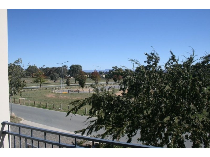 111 Katoomba Street, Harrison ACT 2914
