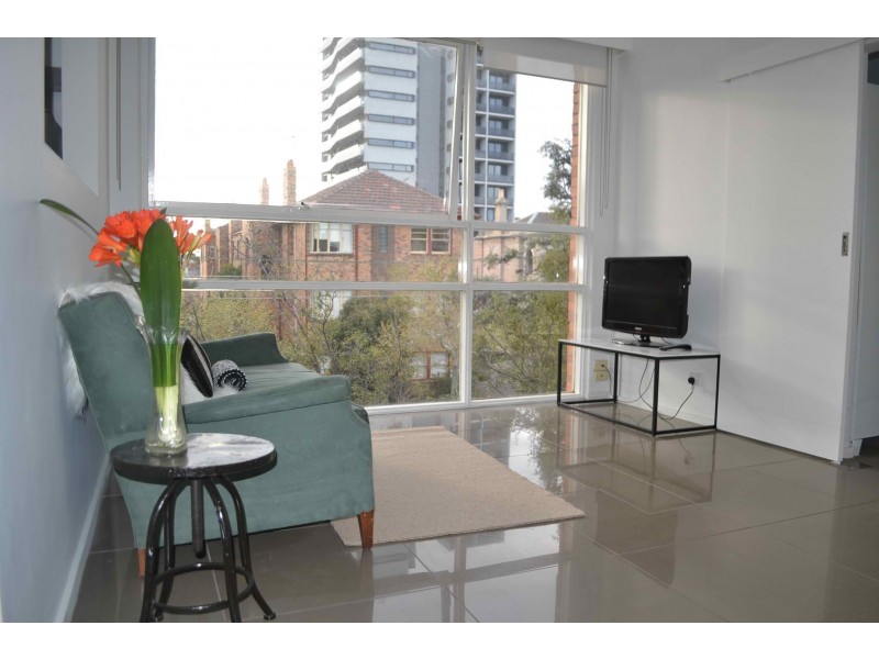 13/55 Barkly Street, St Kilda VIC 3182