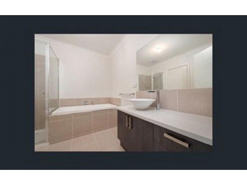 6/24 Featherpark Way, Craigieburn VIC 3064