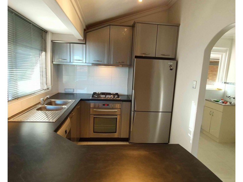 27 Hines Road, Hilton WA 6163