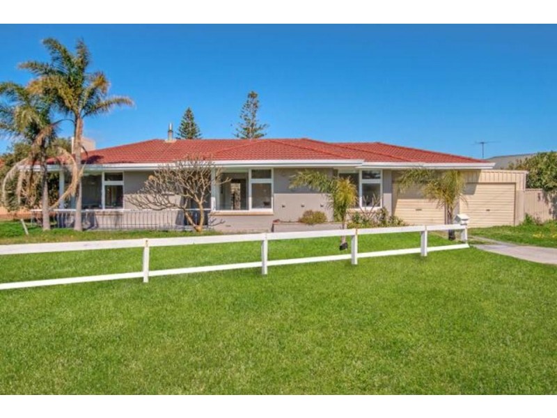 23 Waller Street, Rockingham WA 6168