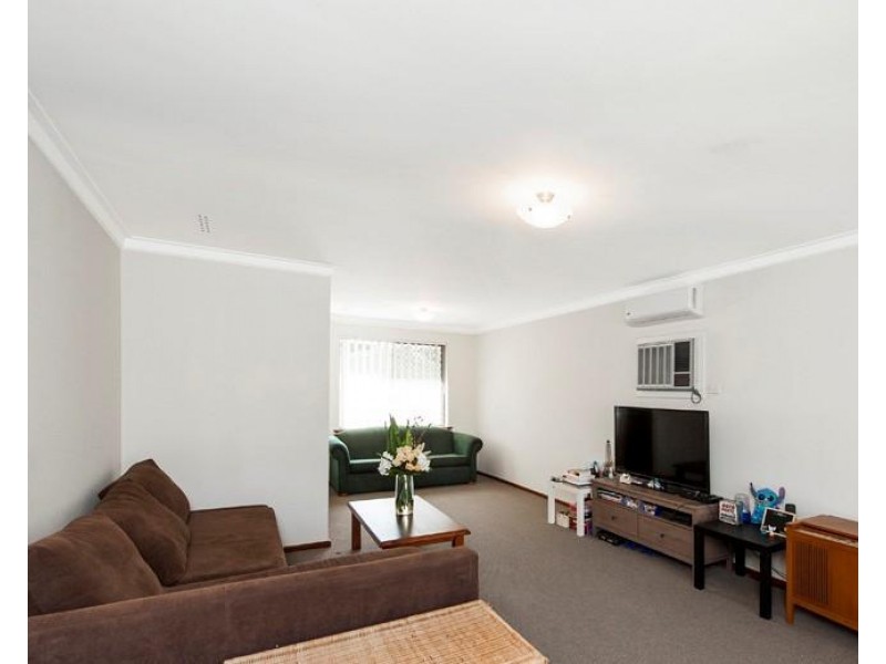 25 Cumberland Way, Bassendean WA 6054