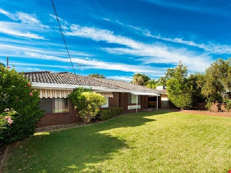 25 Cumberland Way, Bassendean WA 6054