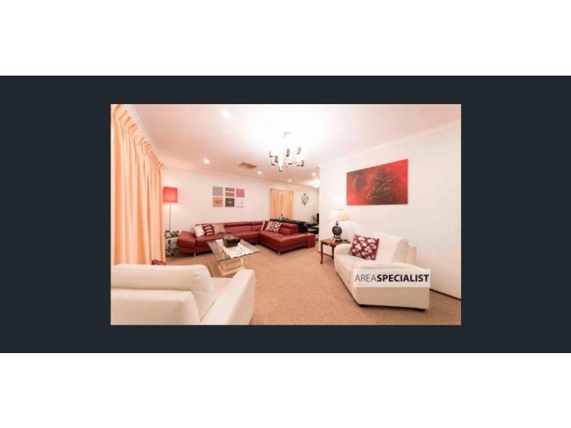 69 Willow Drive, Hampton Park VIC 3976