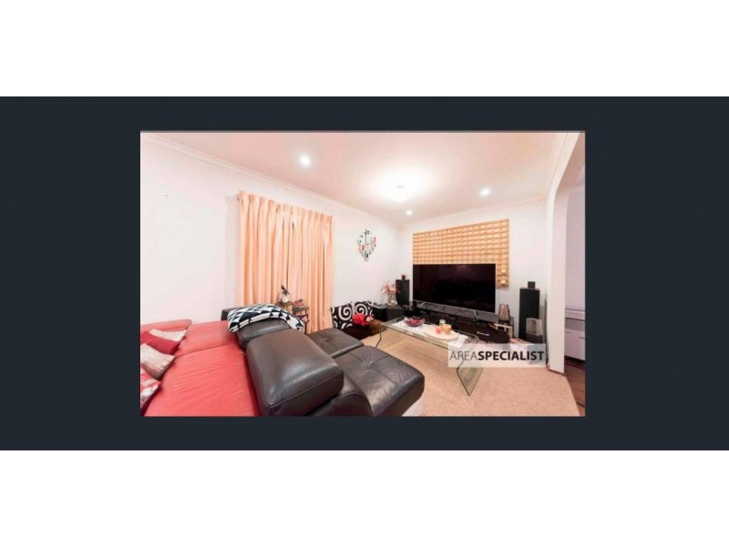 69 Willow Drive, Hampton Park VIC 3976