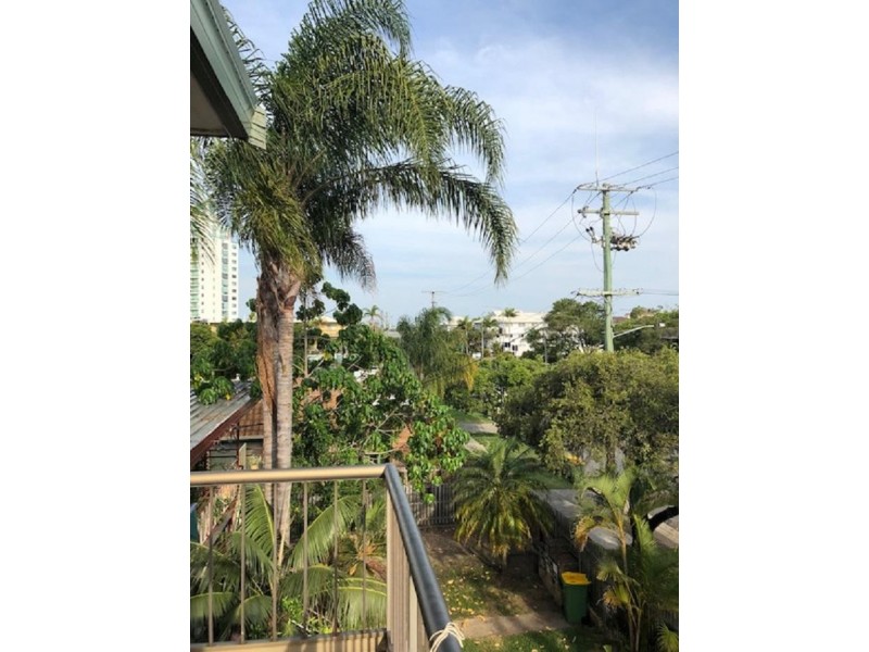 12/27 Whiting Street, Labrador QLD 4215