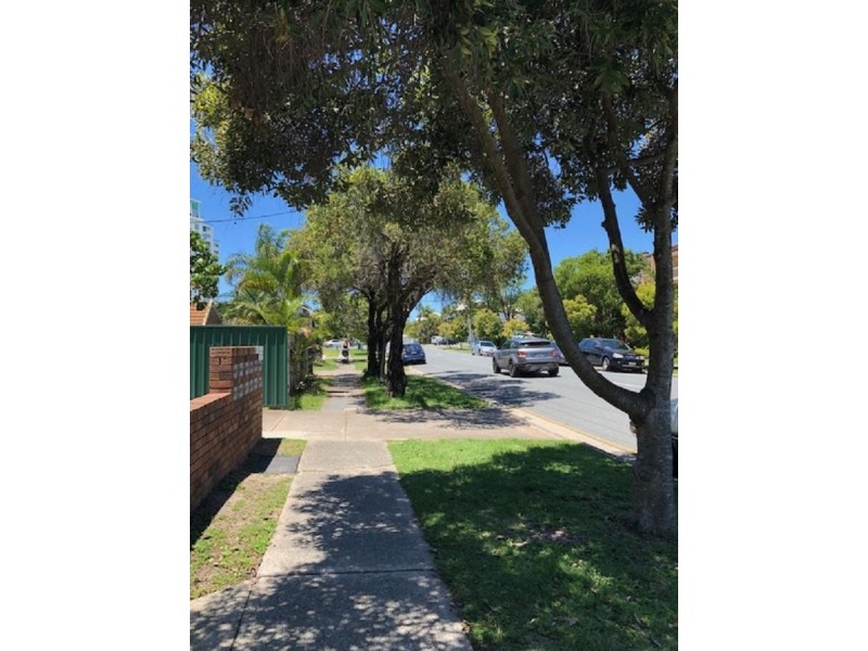 12/27 Whiting Street, Labrador QLD 4215