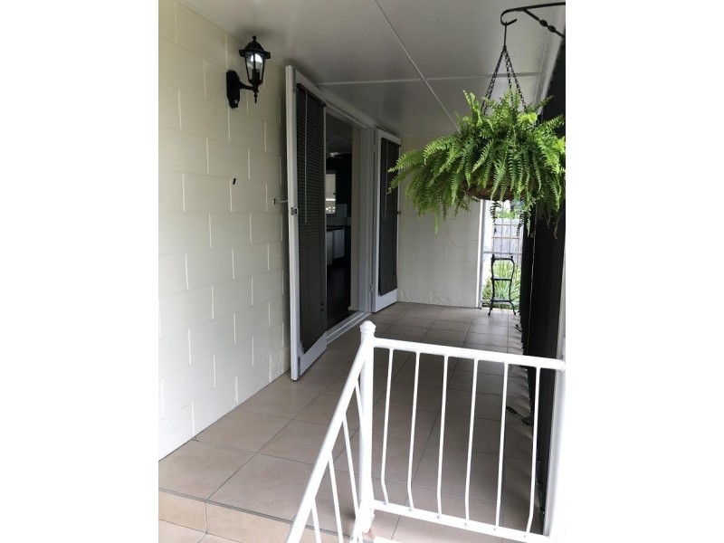 148 Charles Street, Cranbrook QLD 4814