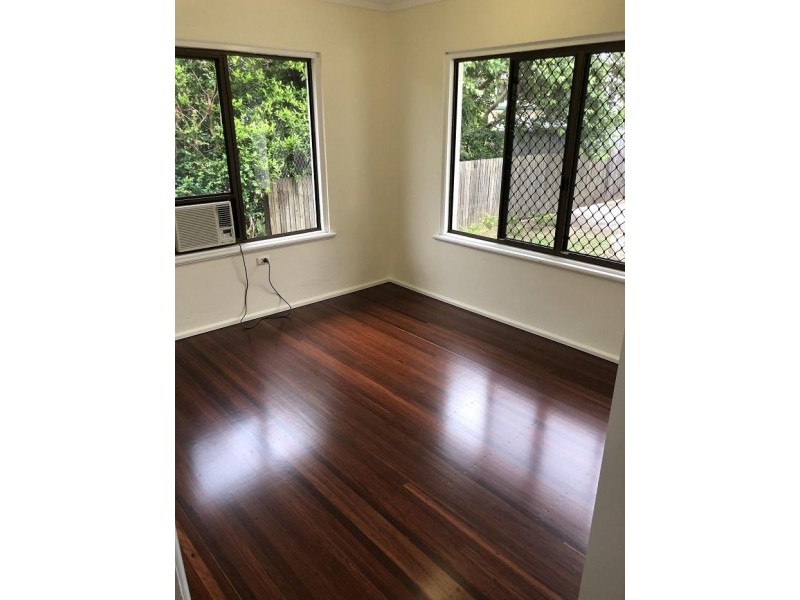 148 Charles Street, Cranbrook QLD 4814