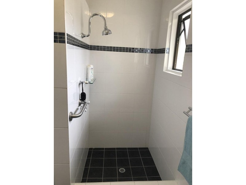 148 Charles Street, Cranbrook QLD 4814