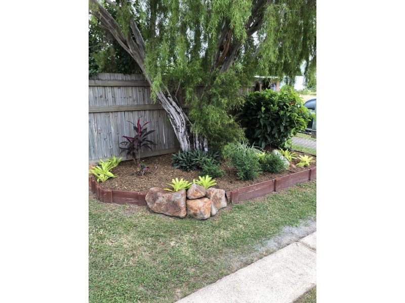 148 Charles Street, Cranbrook QLD 4814