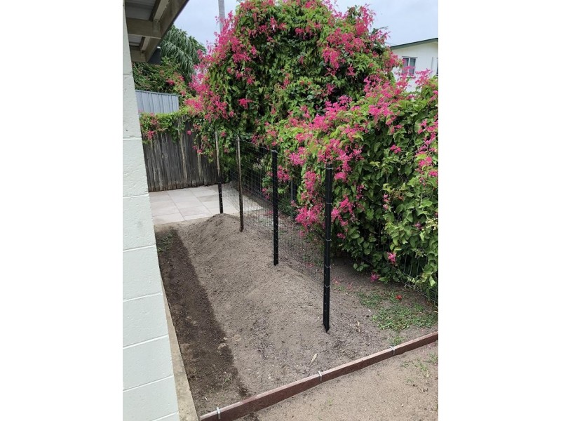 148 Charles Street, Cranbrook QLD 4814