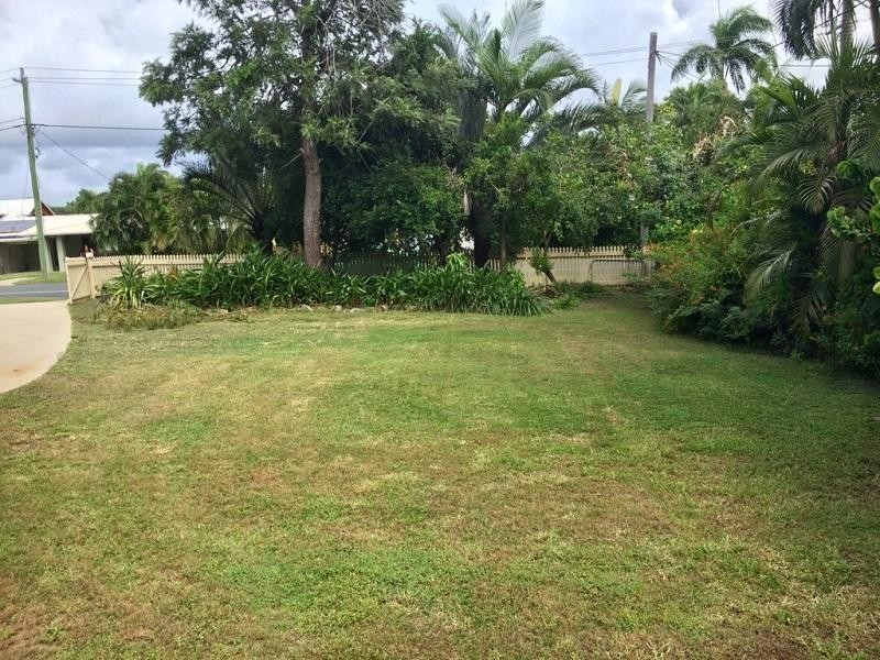 28 Downie Avenue, Bucasia QLD 4750