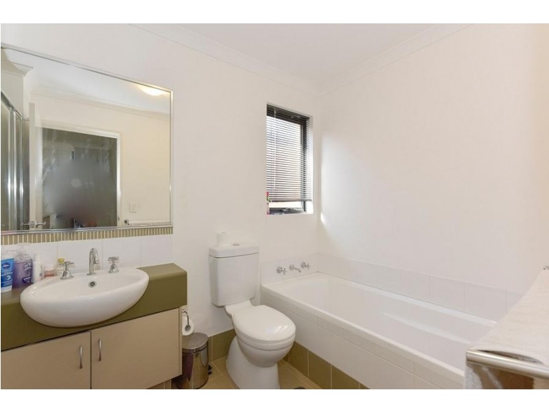 11 Bent Street, Cannington WA 6107