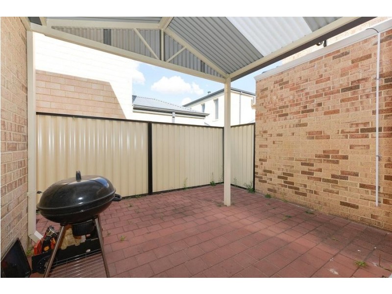 11 Bent Street, Cannington WA 6107