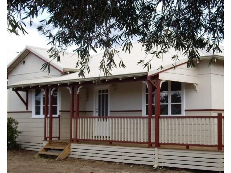 24 Gibbs Street, Carey Park WA 6230