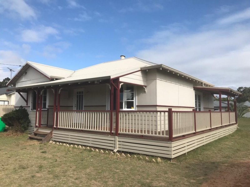 24 Gibbs Street, Carey Park WA 6230