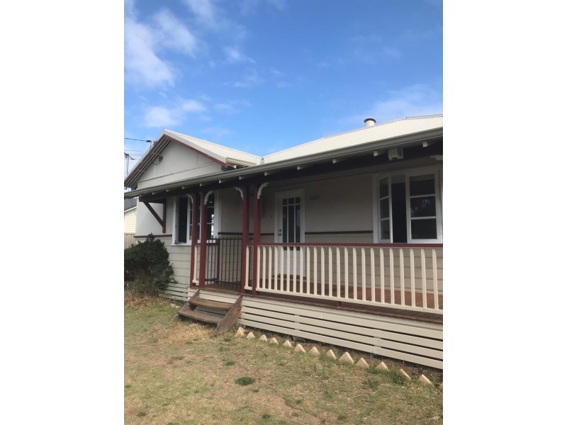 24 Gibbs Street, Carey Park WA 6230