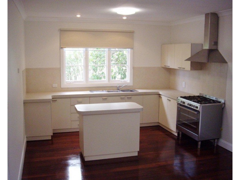 24 Gibbs Street, Carey Park WA 6230