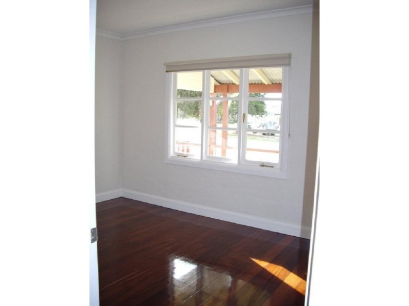 24 Gibbs Street, Carey Park WA 6230