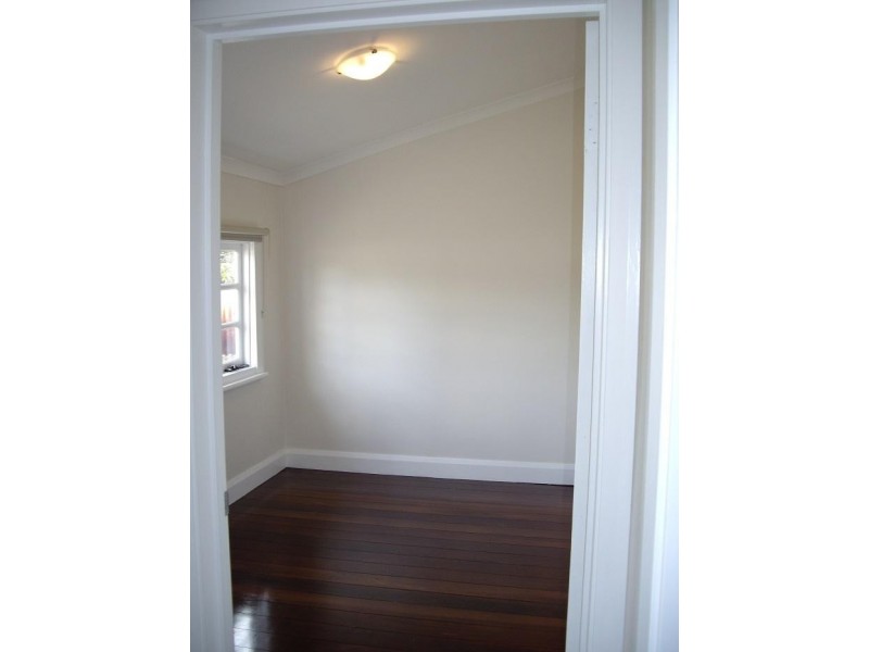 24 Gibbs Street, Carey Park WA 6230