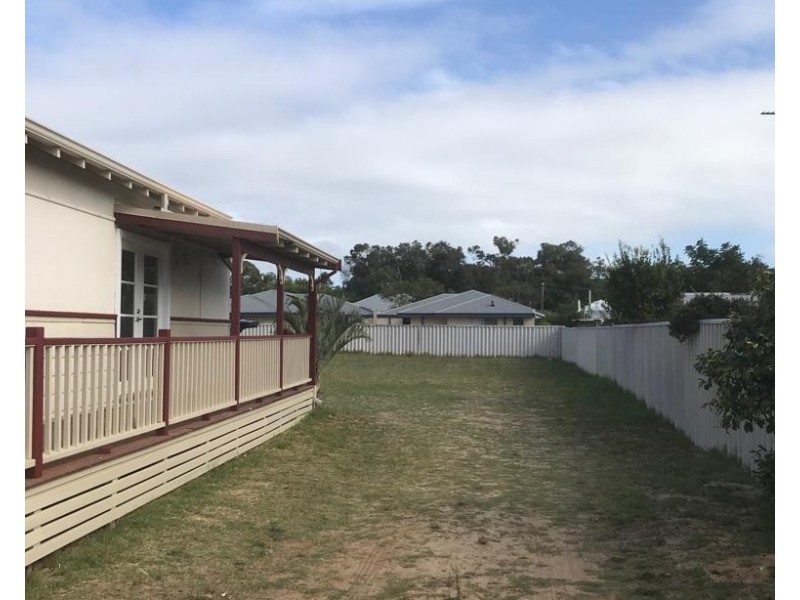 24 Gibbs Street, Carey Park WA 6230