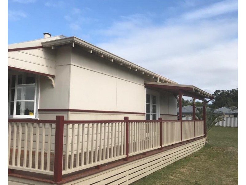 24 Gibbs Street, Carey Park WA 6230