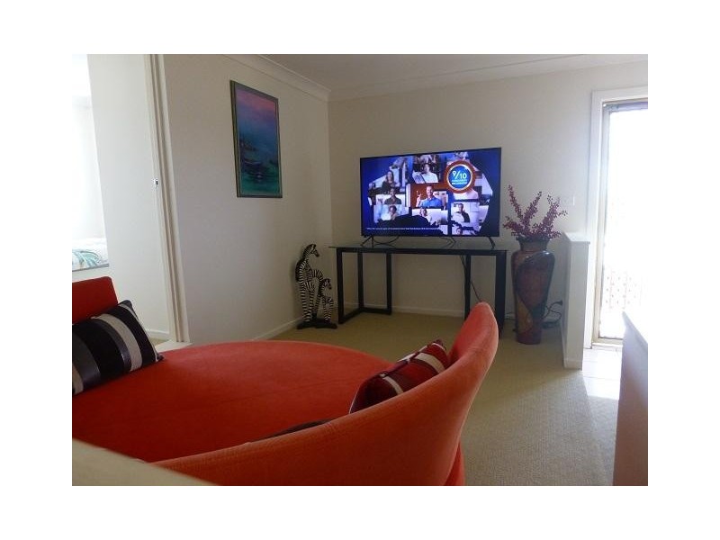 2/1517 Ocean Drive, Lake Cathie NSW 2445