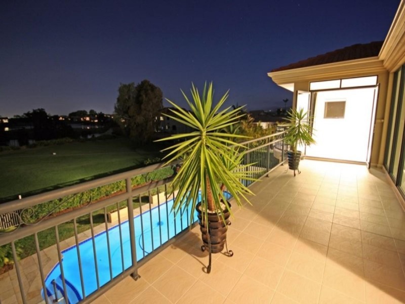 41 Meadowlake Drive, Carrara QLD 4211